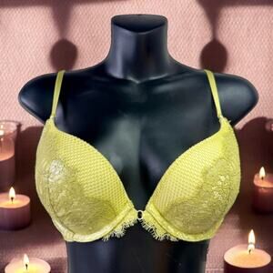 Victoria's Secret Women's 34C Very Sexy Push Up Bra Bright Green Shimmery Lace